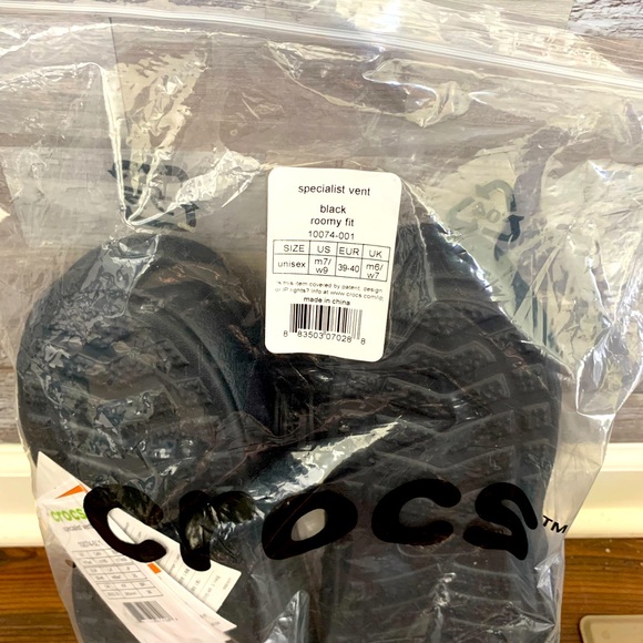 Crocs Womens Black Platform Crocs Size 9 - Picture 2 of 2